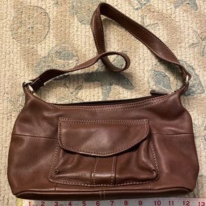 Fossil leather purse - BARGAN $80 off